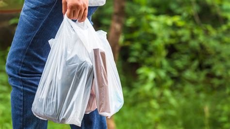 Decrease in lightweight plastic bags continued in 2021